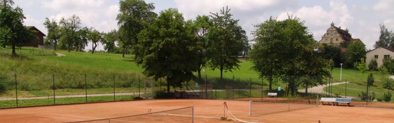 Tennisplatz 